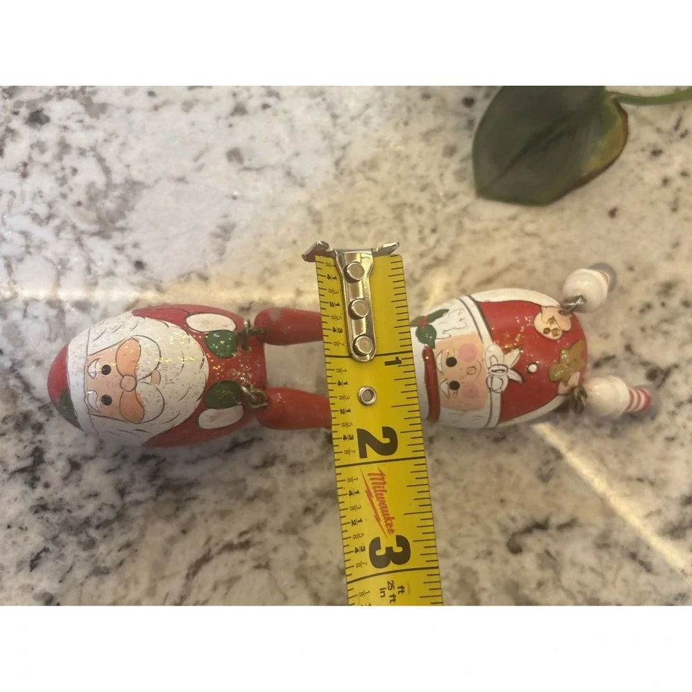 Folk Art Hand Painted Wood Santa And Mrs. Claus Egg Shelf Sitter Christmas Decor